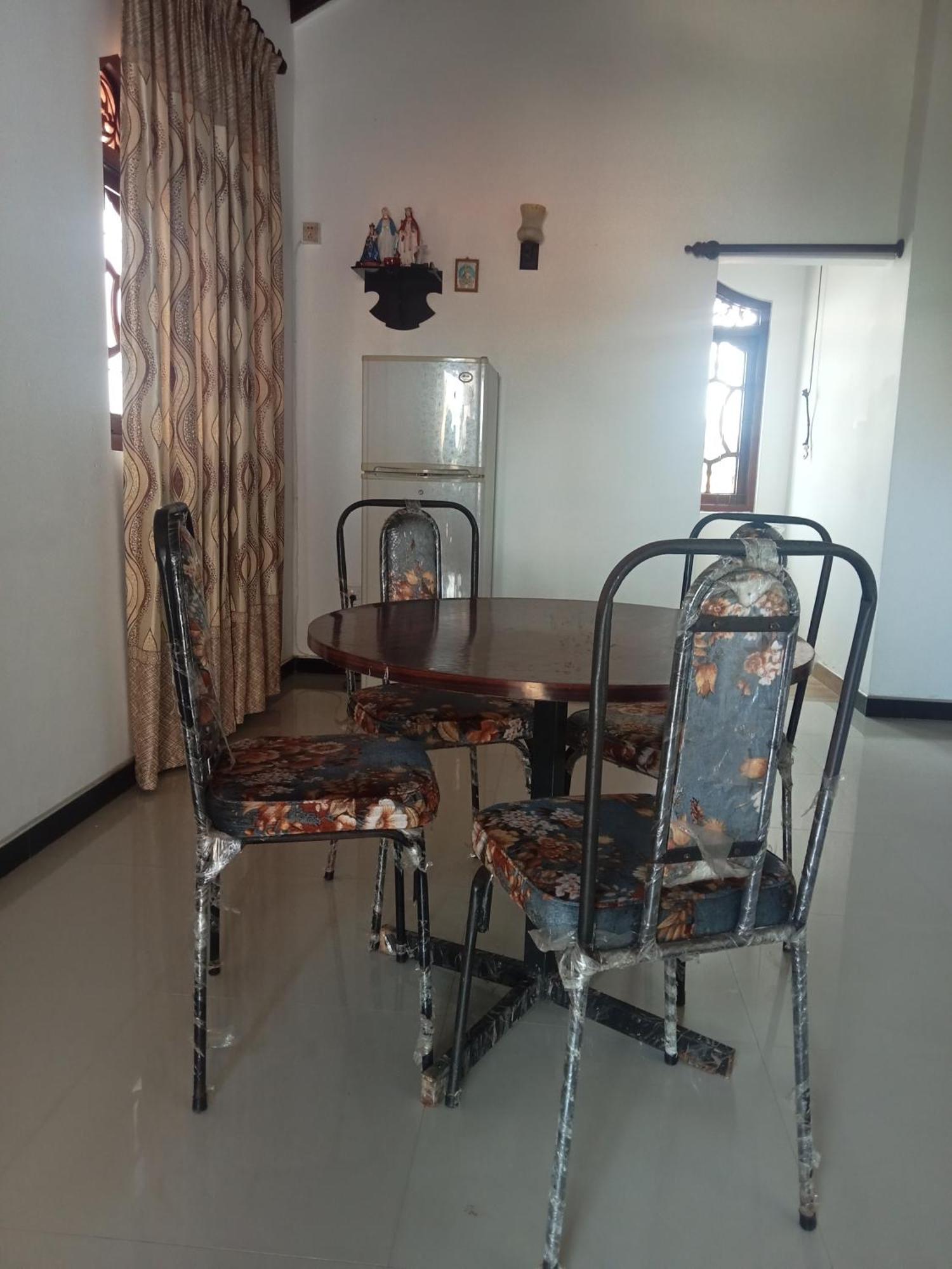 Oviniru Beach Hotel Negombo Dış mekan fotoğraf
